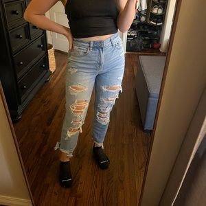 American Eagle Mom Jean